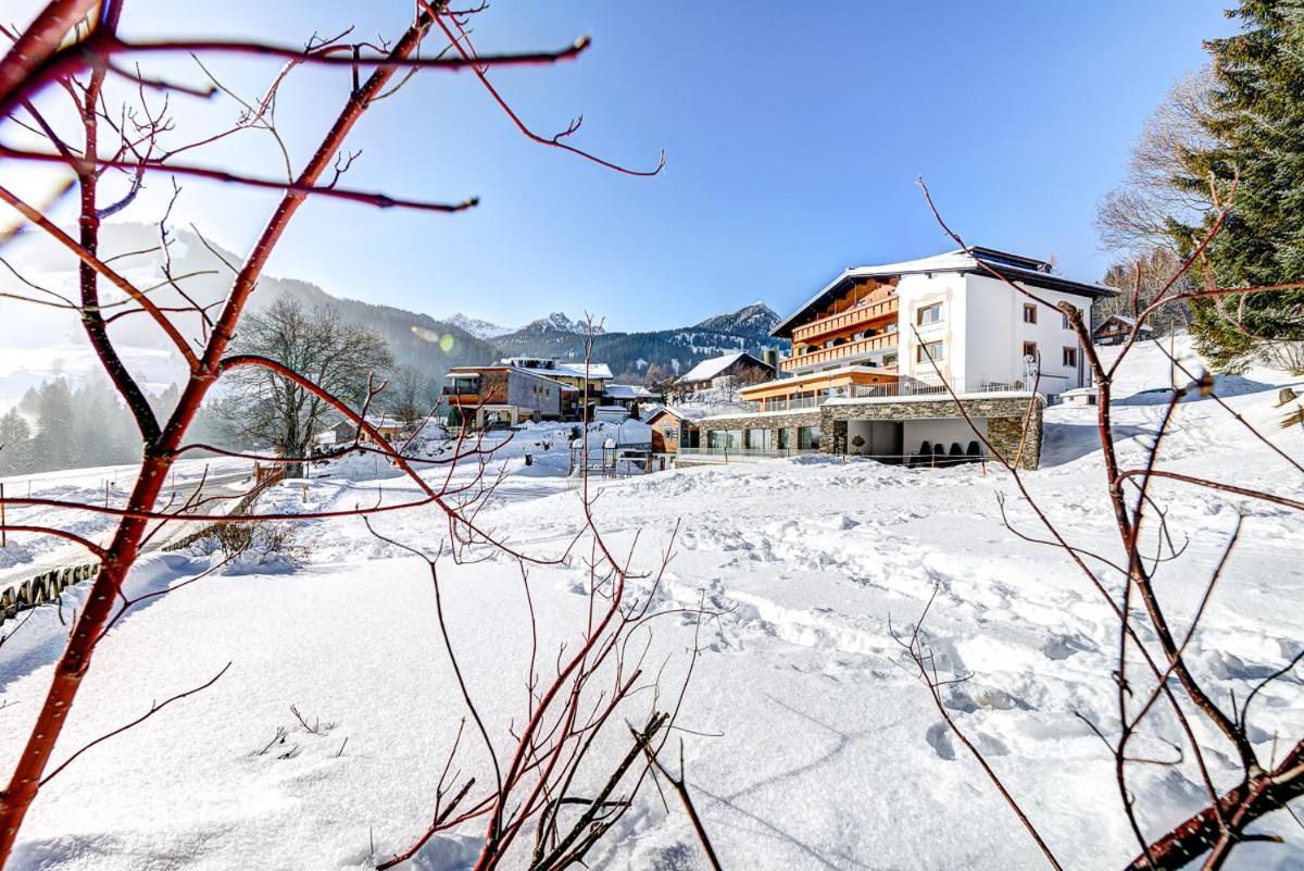 Hotel Burtschahof Buerserberg Ngoại thất bức ảnh