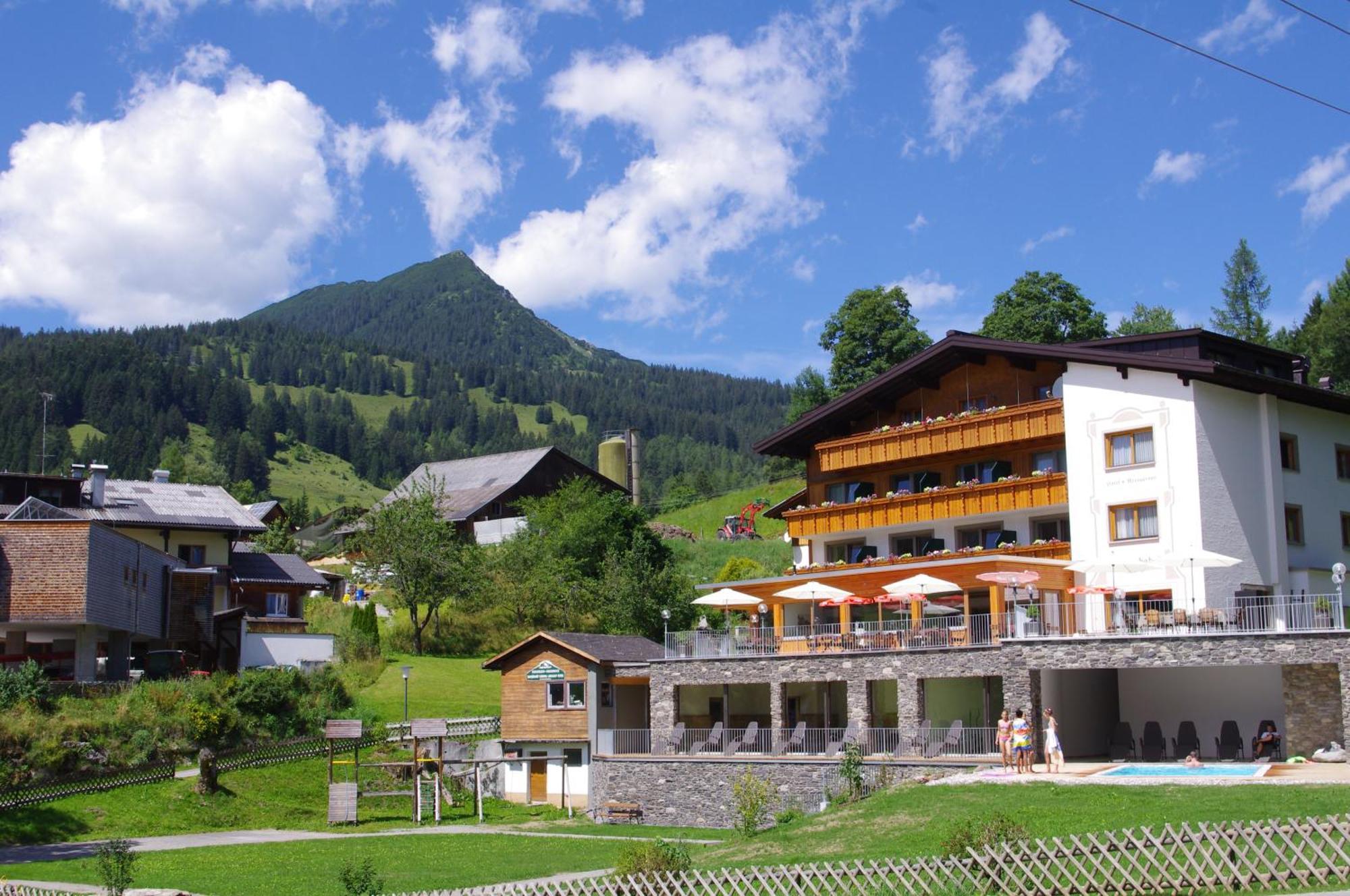 Hotel Burtschahof Buerserberg Ngoại thất bức ảnh
