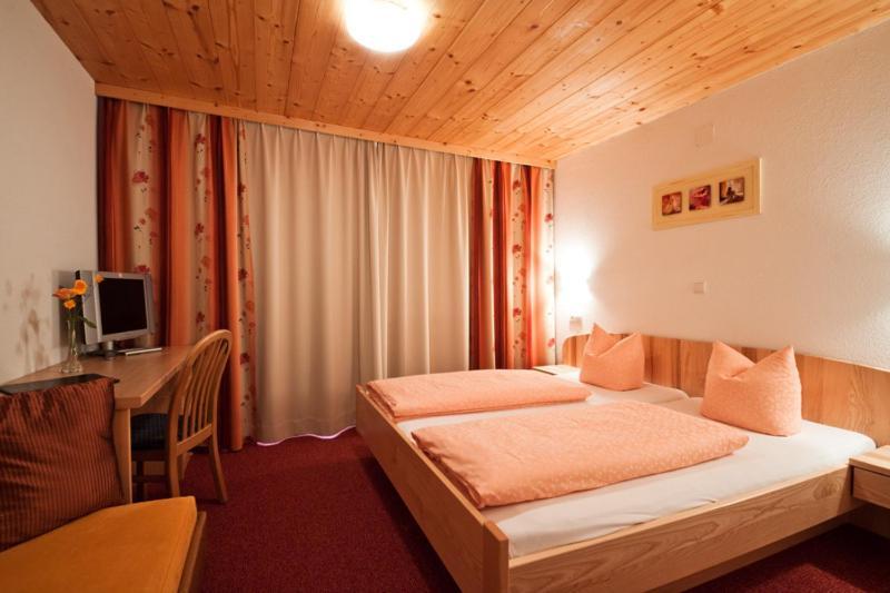 Hotel Burtschahof Buerserberg Ngoại thất bức ảnh